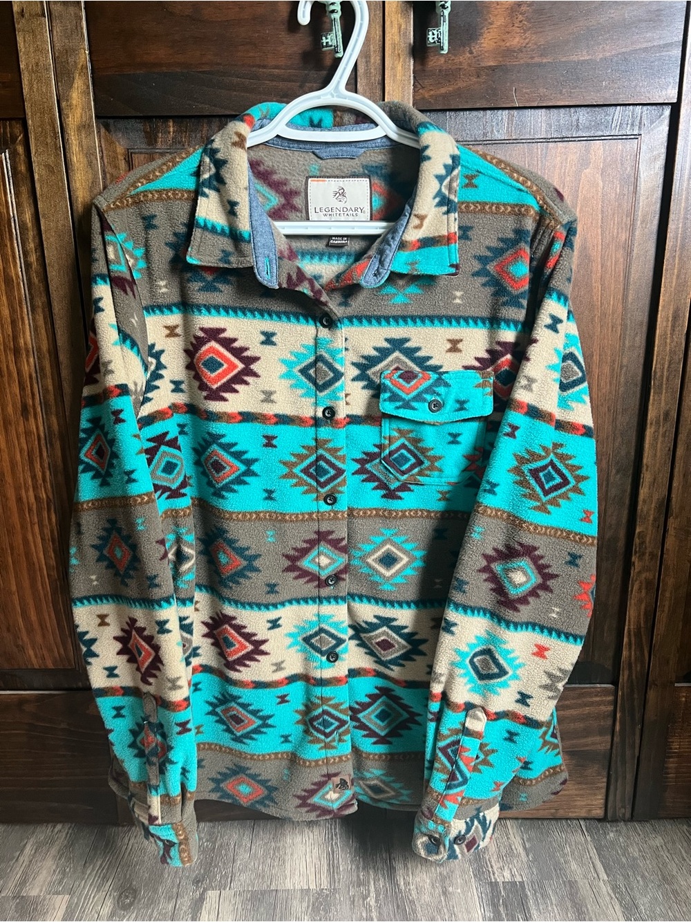 WOMENS BUTTON UP